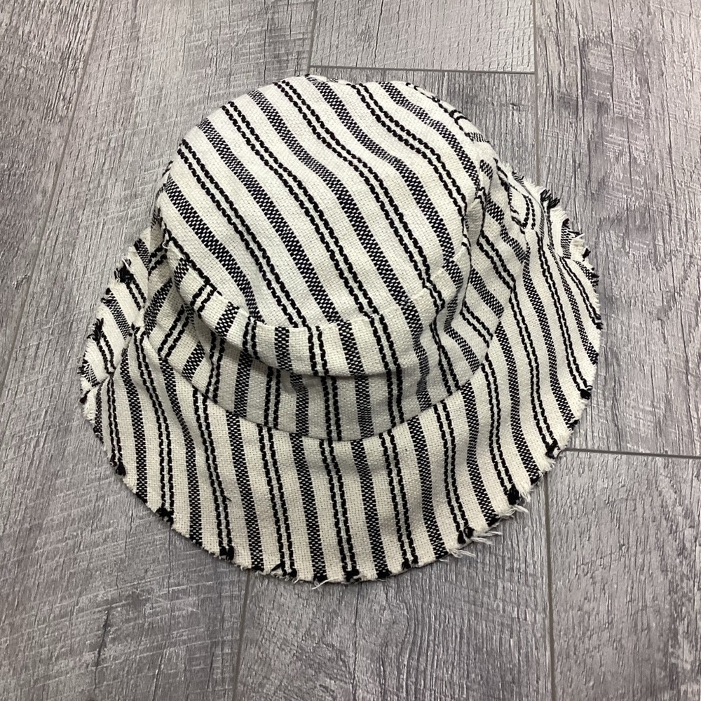 Shiraleah Striped Bucket Hat